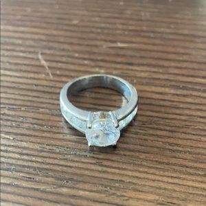 👗👗👗Zirconium ring👗👗👗